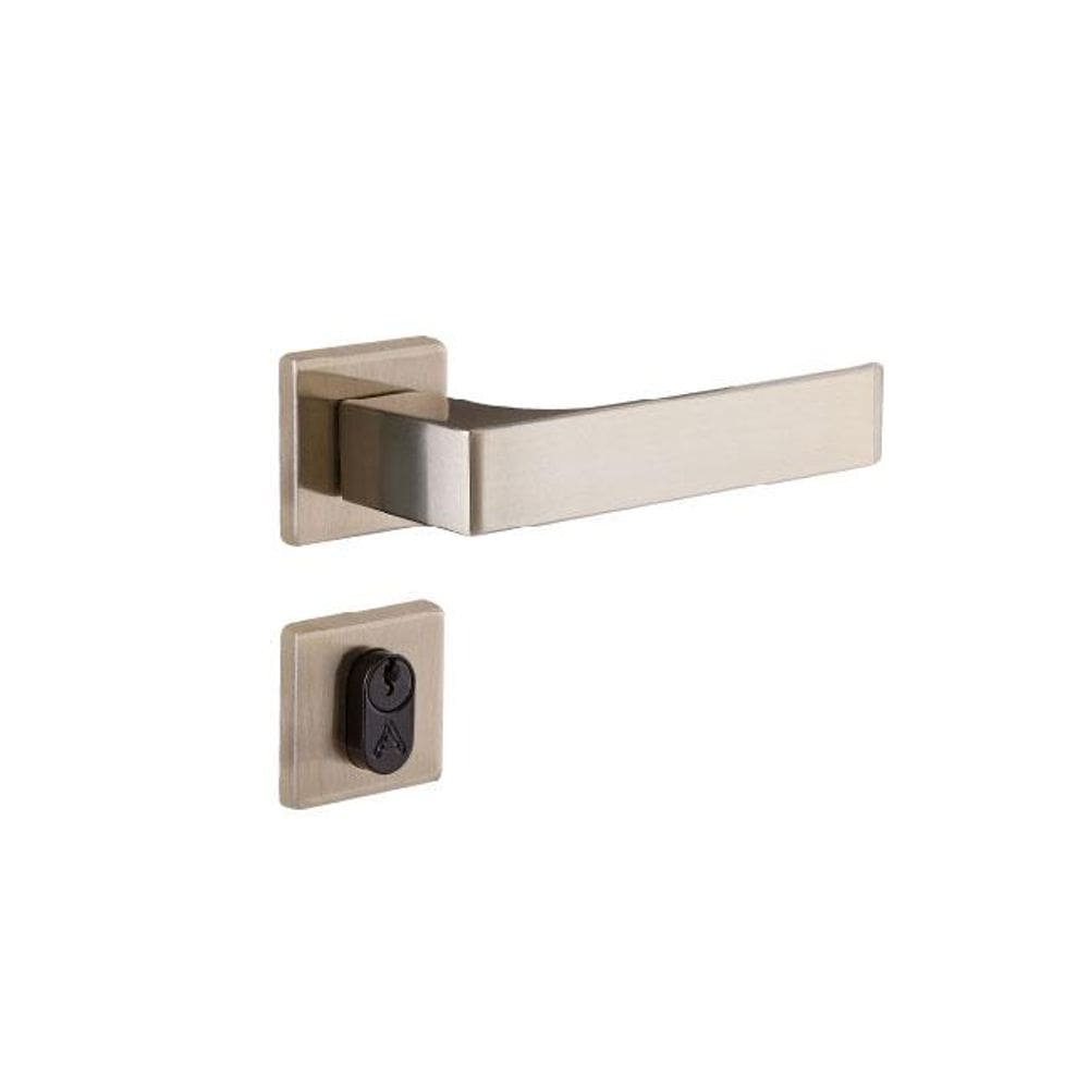 fechadura entrada quadratta reta roseta 55mm latonado alianca