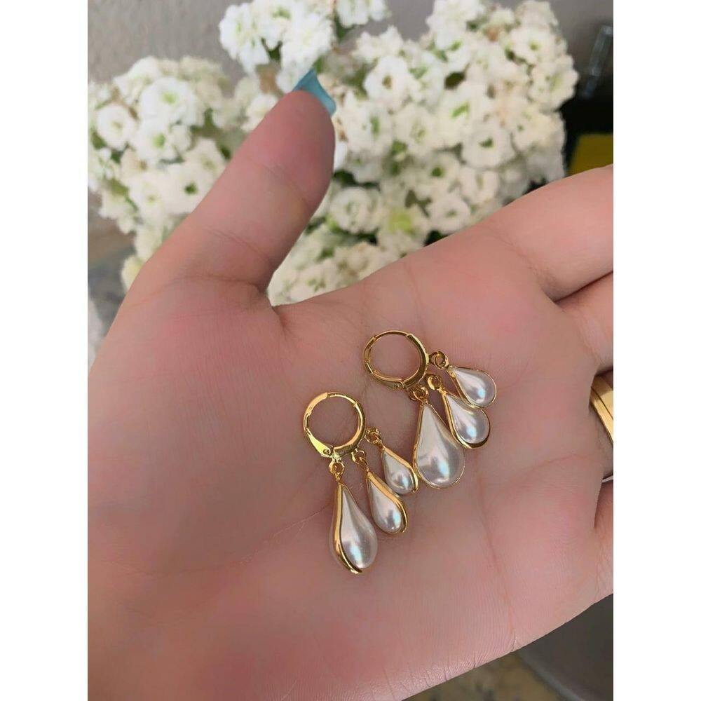 Brinco Argolinha Gota De Perola Folheado A Ouro 18K