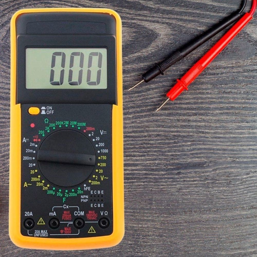 Multímetro amperímetro capacitor bateria