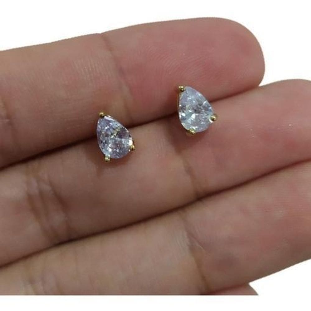 Brinco folheado a ouro com zircônia 6mm de comprimento