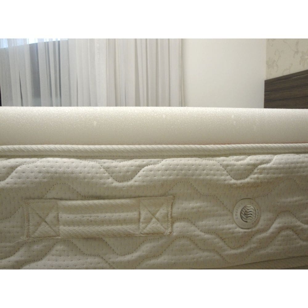 Pillow top látex hr foam queen