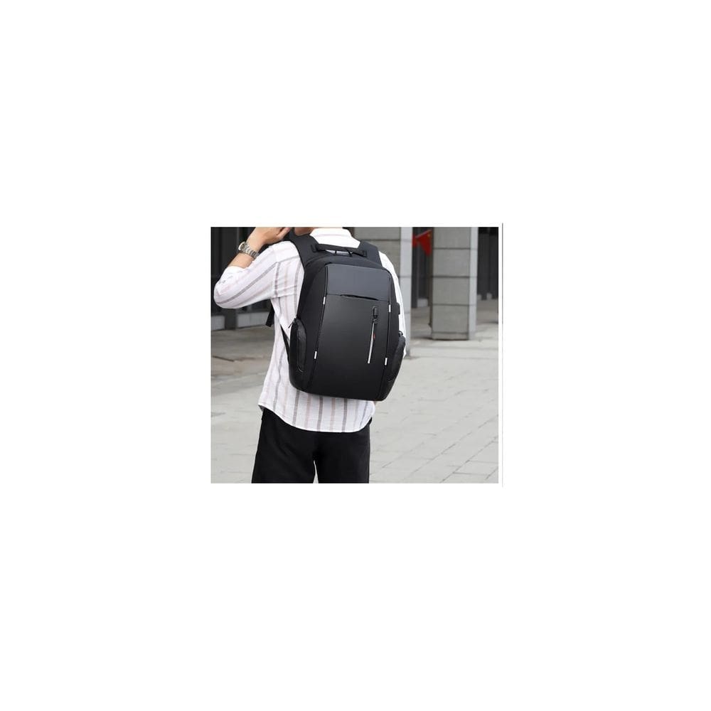 Mochila multifuncional impermeável para laptop 35L com porta USB