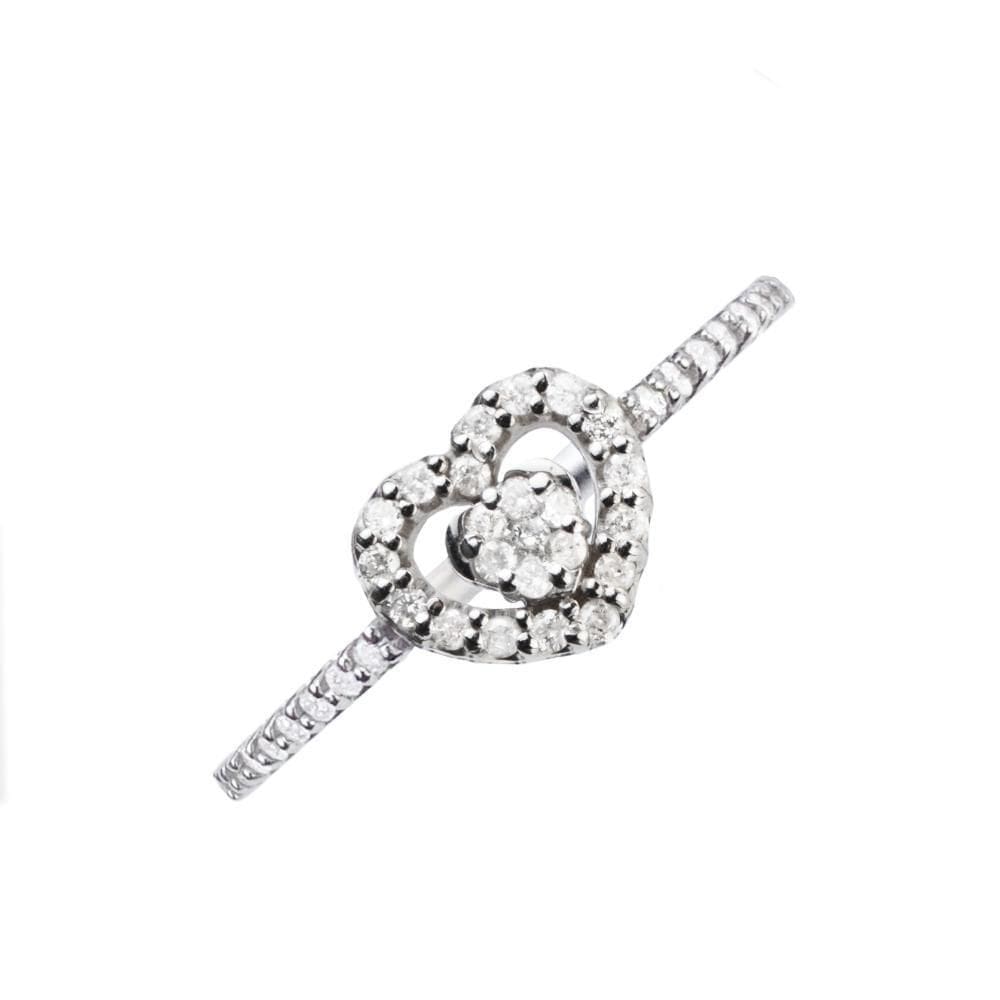 Anel coração com diamantes em ouro branco