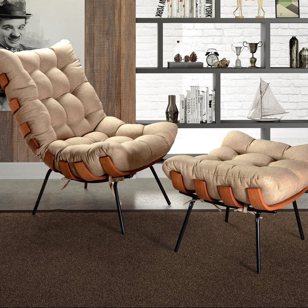 Poltrona Costela com Puff Base Fixa para Sala, Quarto Marrom