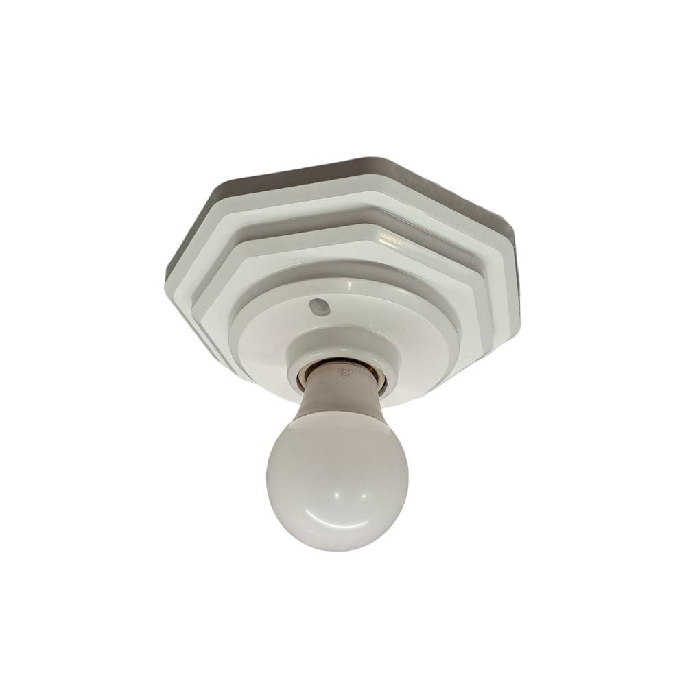 Plafon Branco Octagonal com Travessa e Soquete Cerâmico E27