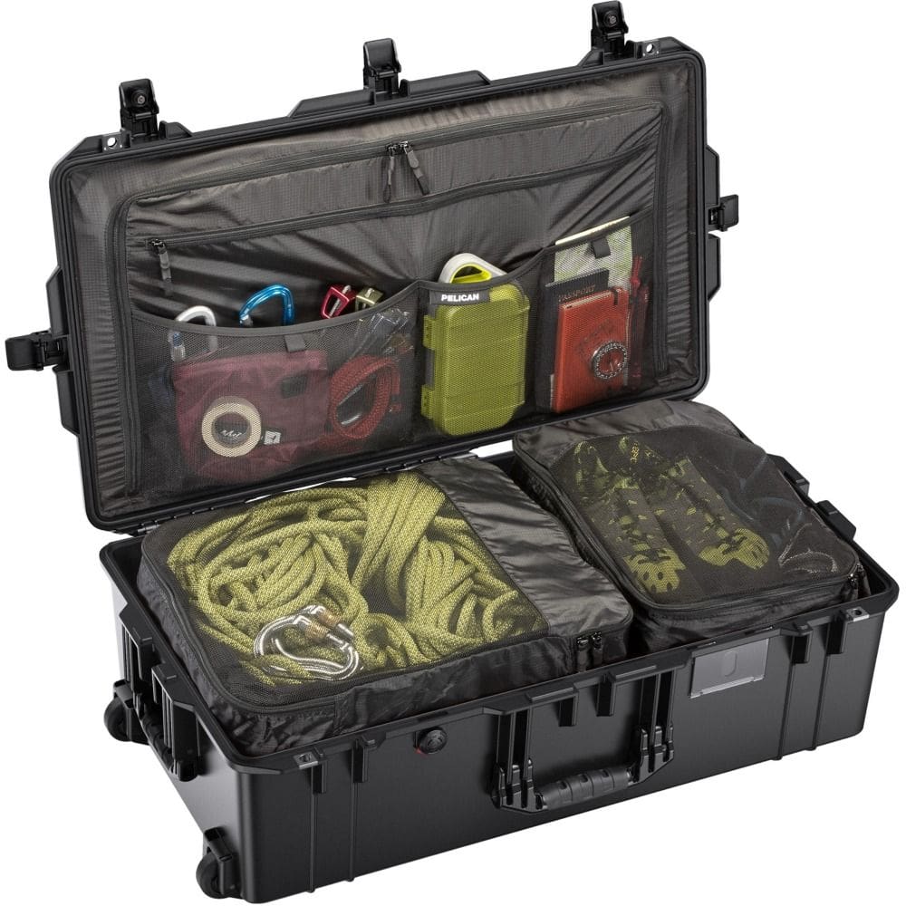 Pelican™ Air 1615 Travel