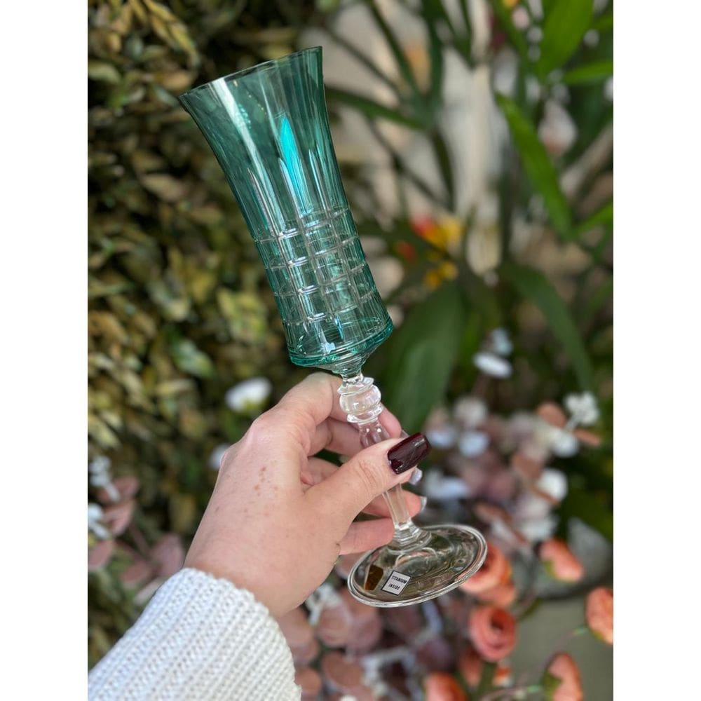 Taca para champanhe Grace lapidada em cristal ecologico 190ml A25cm cor verde gris