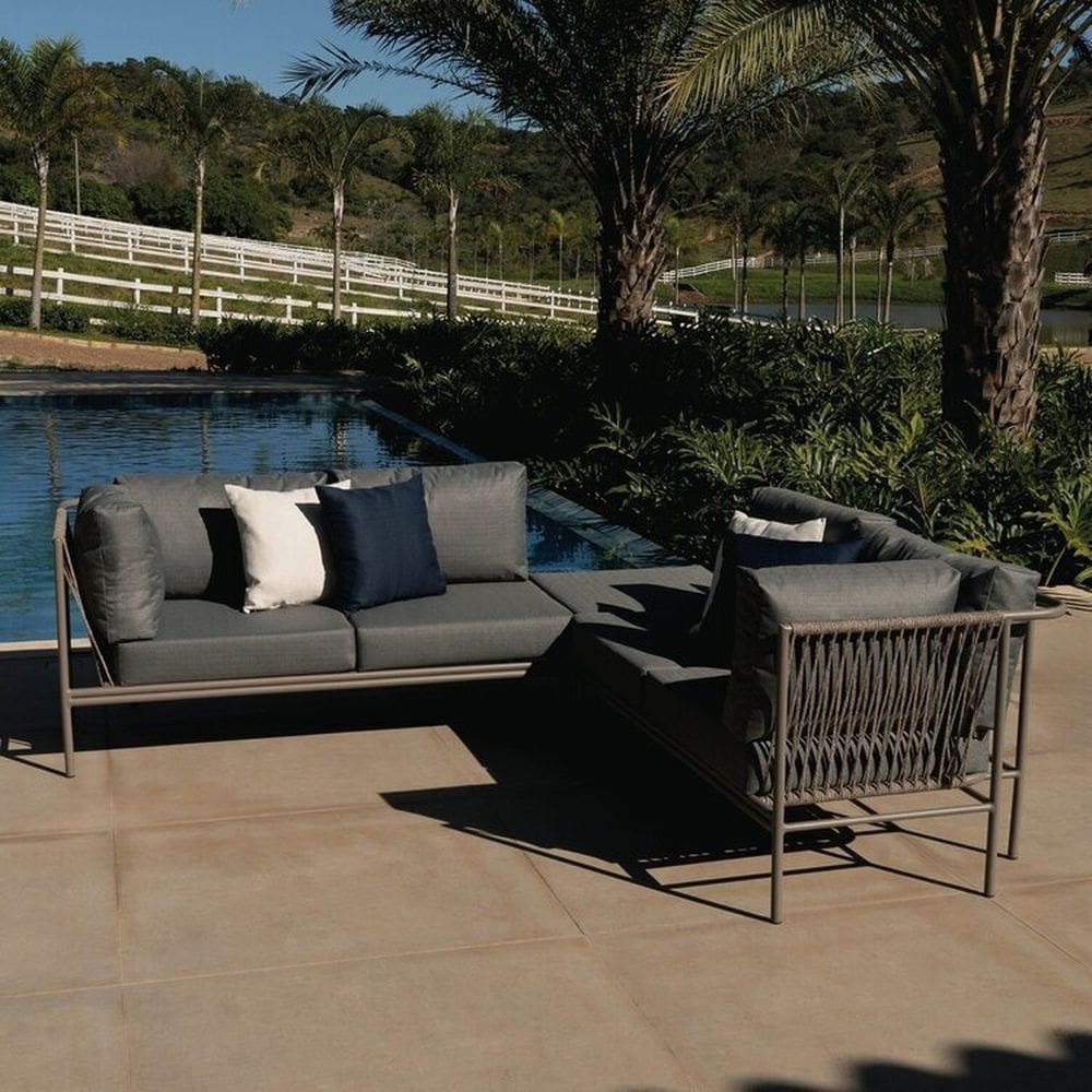 Conjunto Jardim e Varanda 1 Chaise Direita 1 Chaise Esquerda 1 Puff Cabecasa madeiramadeira Champanhe/Cinza Mesclado
