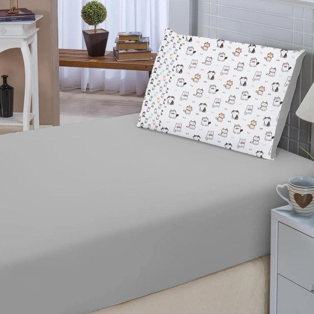 Lençol Liso Elásticado + Fronha Estampada Decorativa