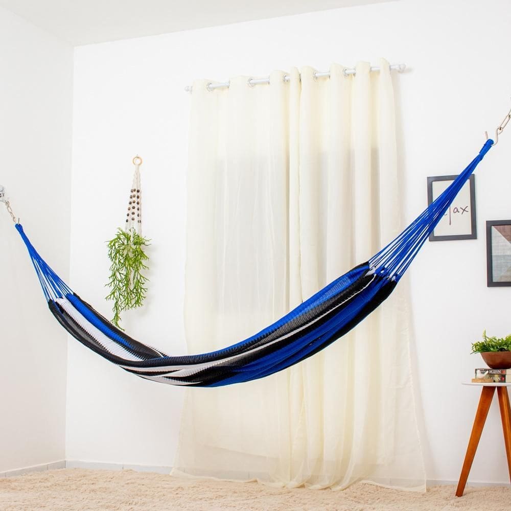 Rede de Dormir Amazonas Nylon Listrada 2,60m x 1,60m 1,3kg