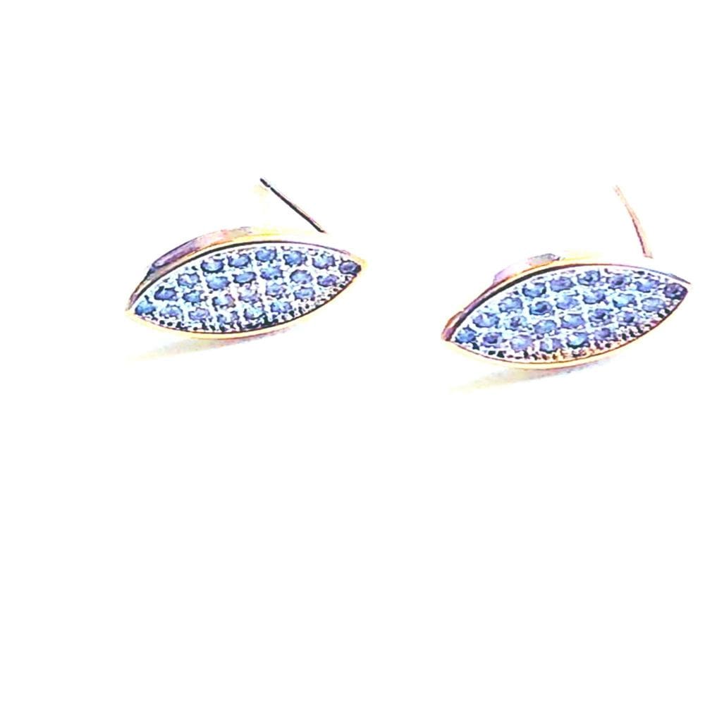 Brinco Oval Pedras Brancas E Zircônias Folheado Ouro 18K