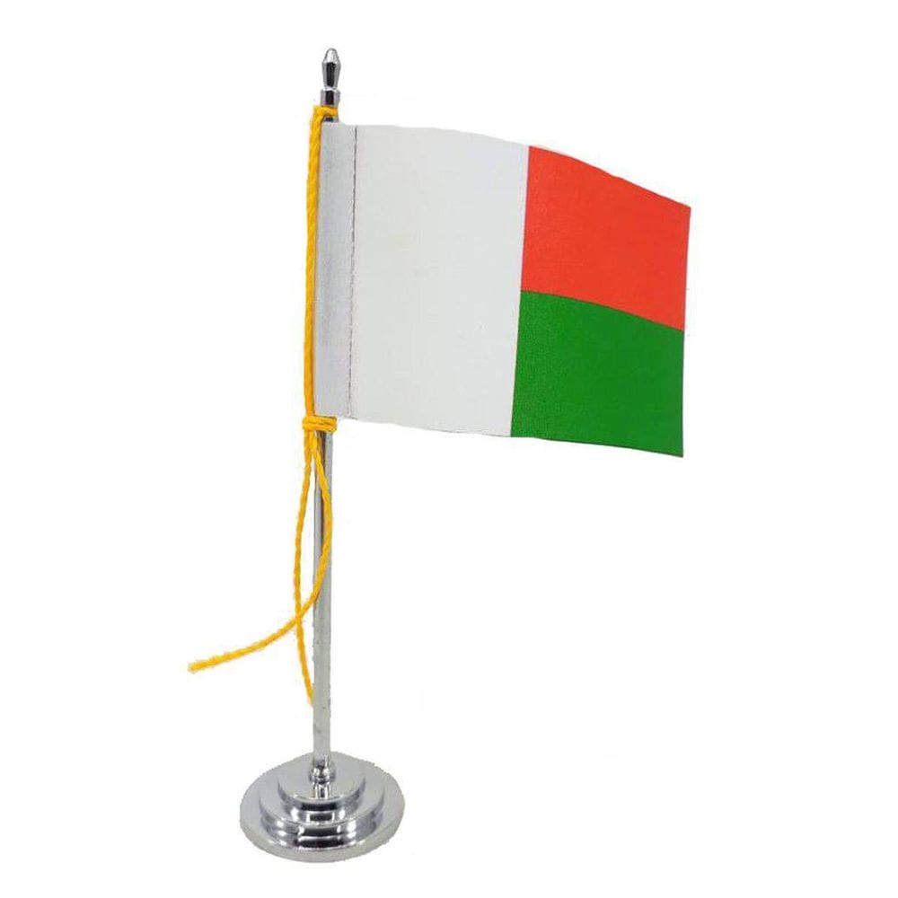 Mini Bandeira De Mesa Da Madagascar 15 Cm Poliéster