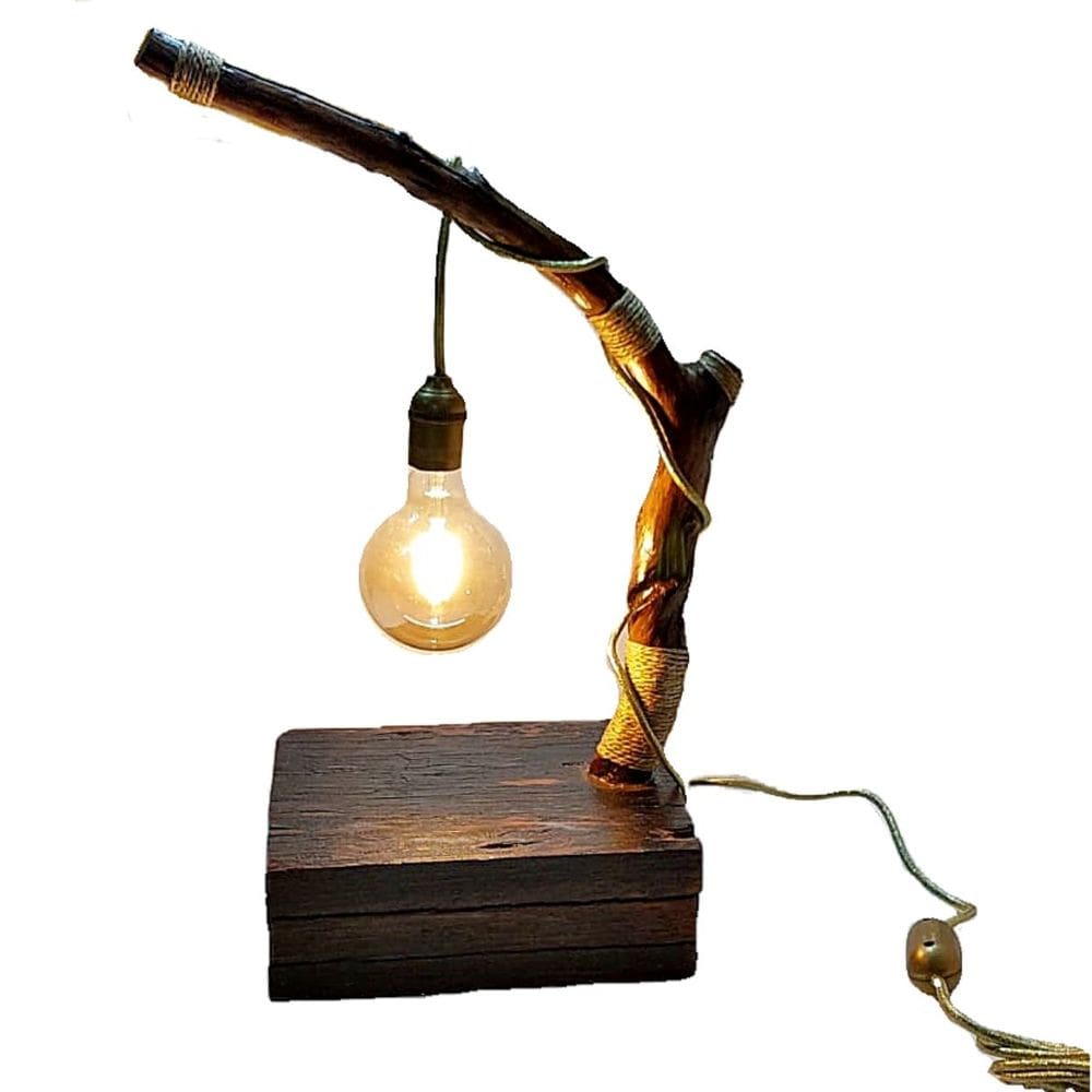 Luminária Rústica de Mesa Galho de Árvore e Mad de Demolição