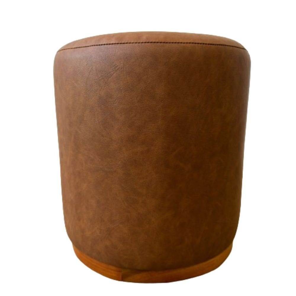 Puff Barcelona Decorativo com Couro e Base Madeira Caramelo