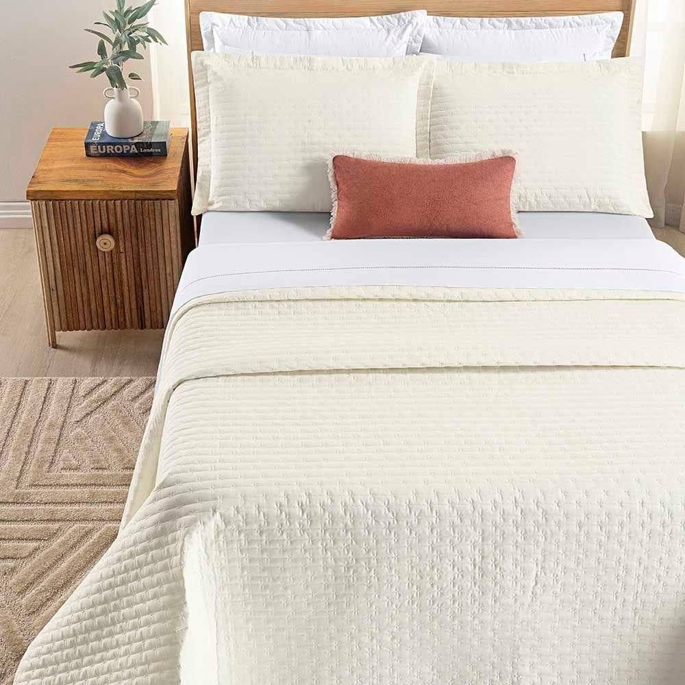 Kit Cobre Leito Colcha Quality Queen 3 Peças Percale 200 Fios Bordado - Palha