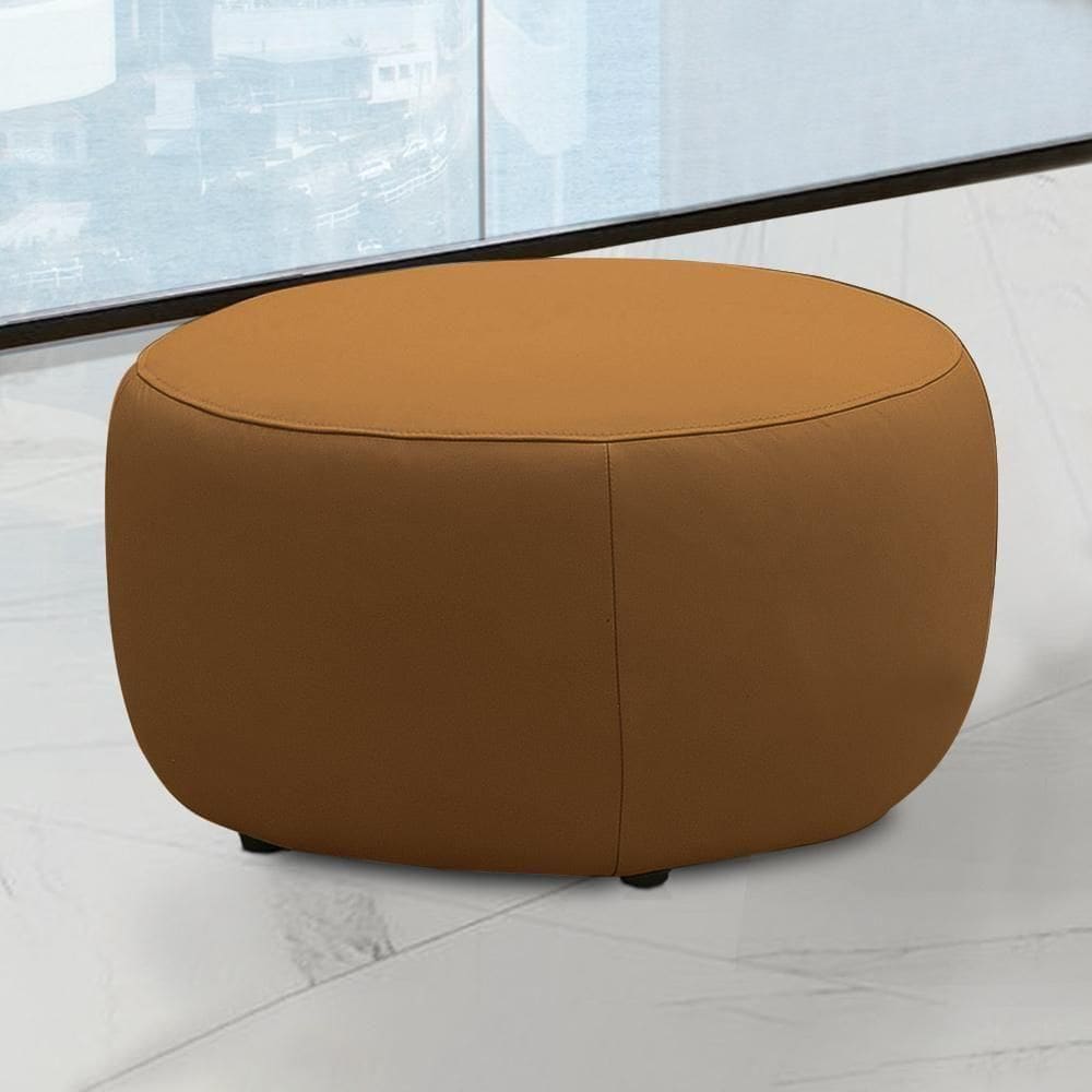 Puff Decorativo Mariele Sala De Estar Pés Em Madeira Couro Caramelo G88 - Gran Belo