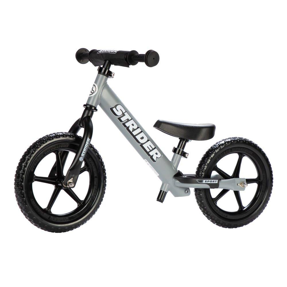 Balance Bike Strider Sport 12" cinza fosco para crianças de 1 a 4 anos