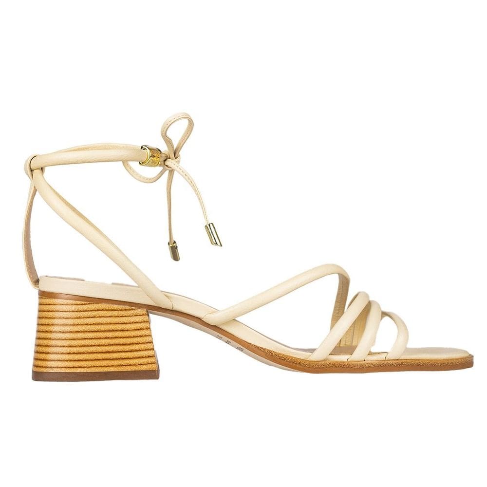 Sandália Luz da Lua Salto Baixo Marfim