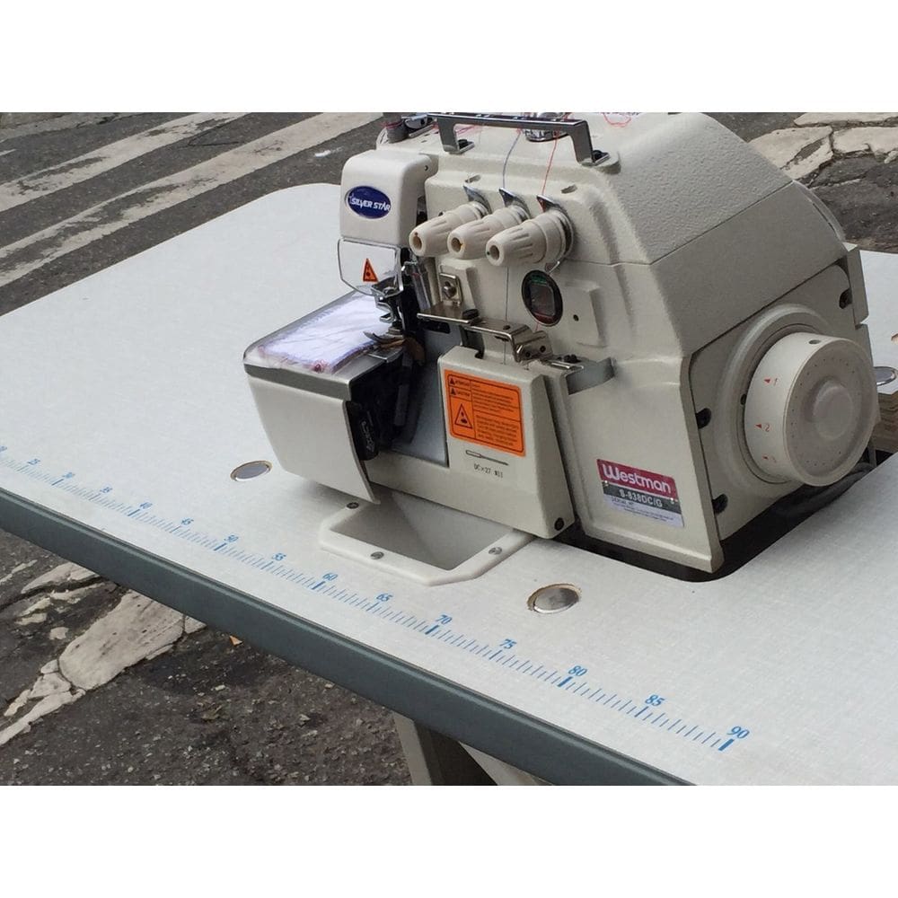 Overlock 3 Fios Com Motor Direc Drive E Bancada