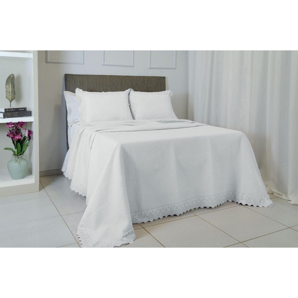 Kit Colcha 3 Peças Queen Percal 300 Fios Bordado Inglês Home