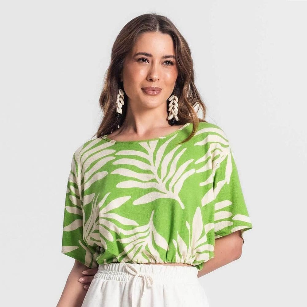 Blusa Feminina Manga Curta Viscose Maquinetada Folhas