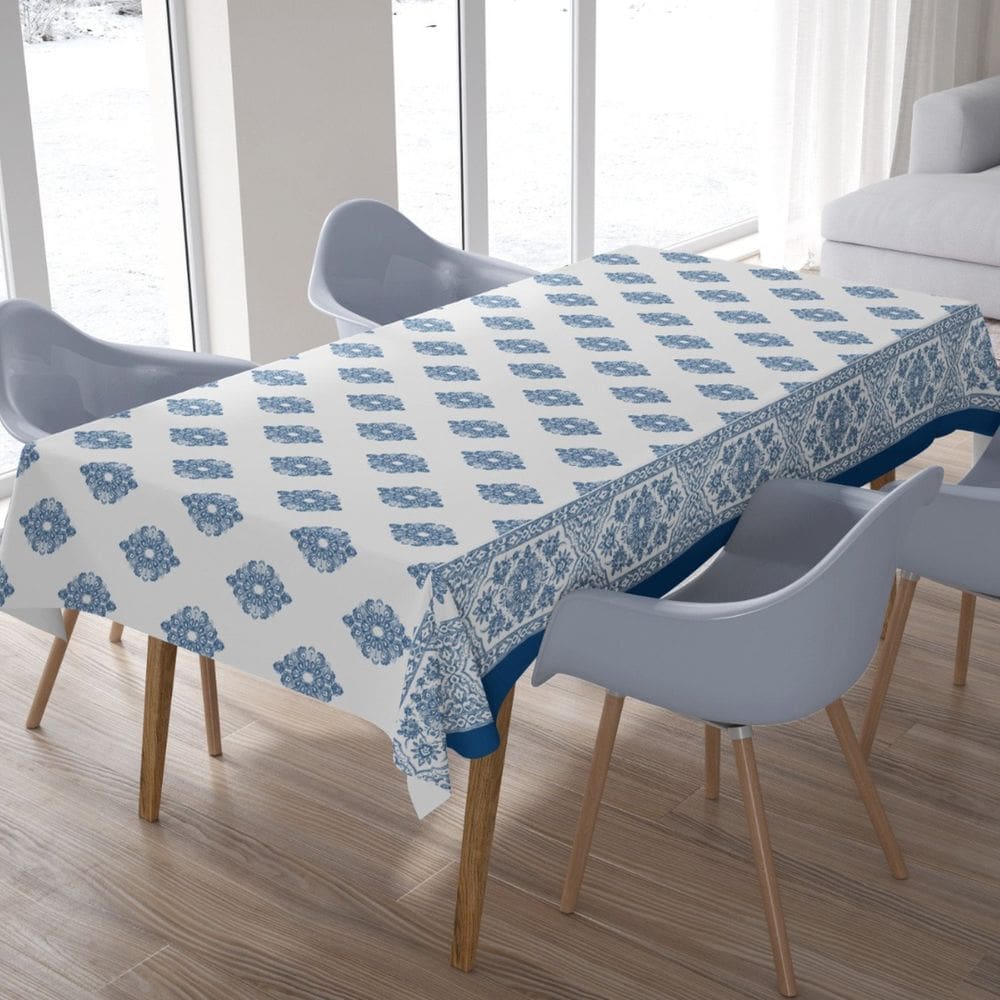 Toalha de Mesa São João Quadrada com 04 Lugares - Coleção Donna Natural