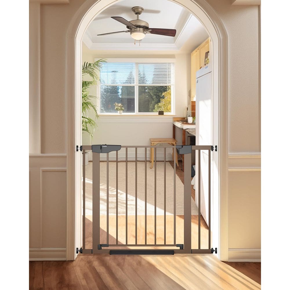 Baby Gate Cumbor 75,2-103,1 cm para escadas com porta fácil de passar