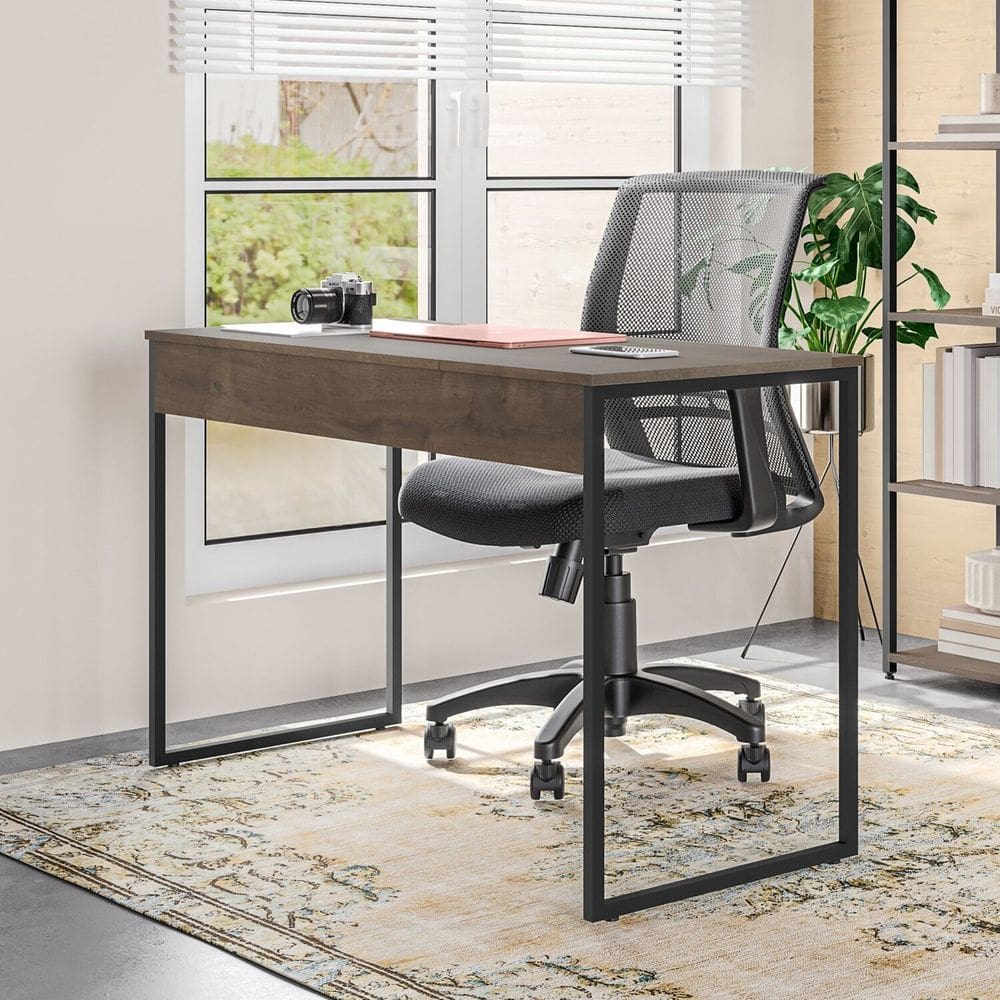 Mesa com Pé de Aço para Escritório Design Moderno Branco e Preto