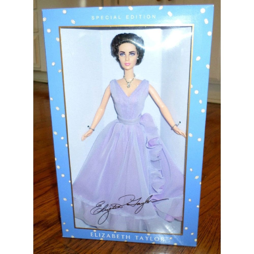 Boneca Barbie Elizabeth Taylor Diamantes brancos Mattel 2000