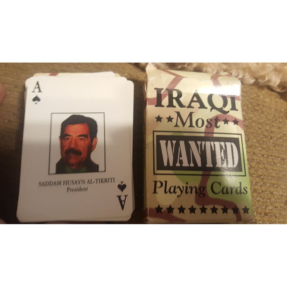 Cartas de baralho: bicicleta iraquiana mais procurada, militar oficial dos EUA