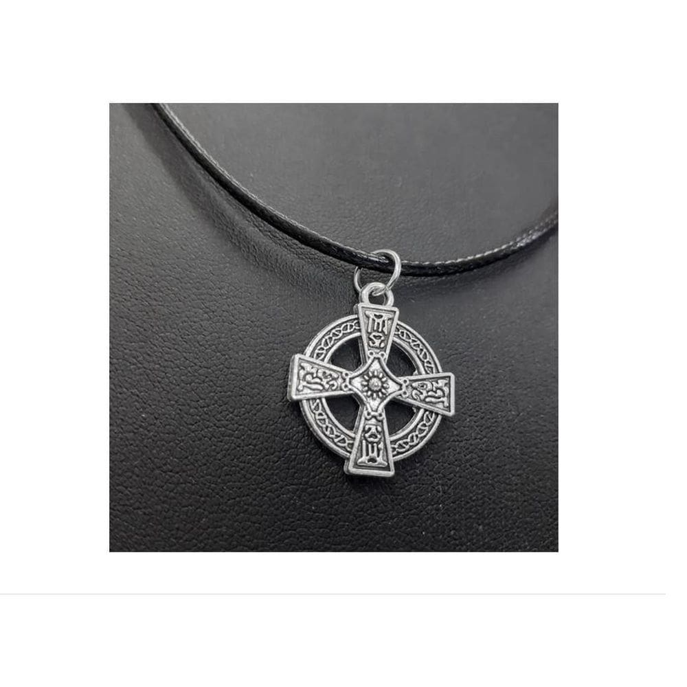 Colar Sintético Pingente Cruz Celta Prata Vintage