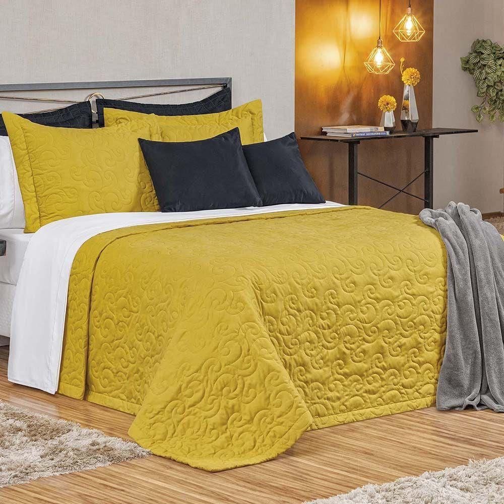 Kit Cobre Leito Colcha Mabelle Queen 3 Peças 400 Fios Bordado Mostarda