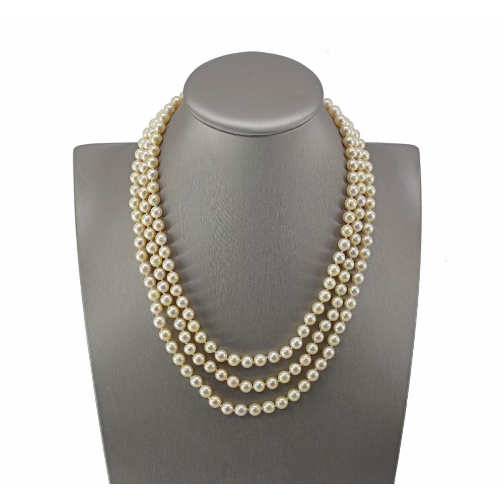 Luxuoso Colar Pérolas 3 Camadas Fecho Ouro Branco Diamantes