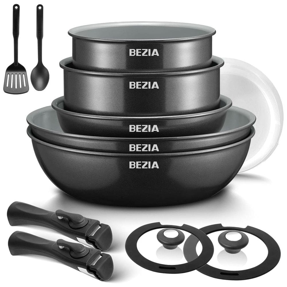 Jogo de Panelas e Frigideiras Antiaderentes, Material em Alumínio com 13 Peças, Cabo Removível e Utensílios de Cozinha, BEZIA, Preto