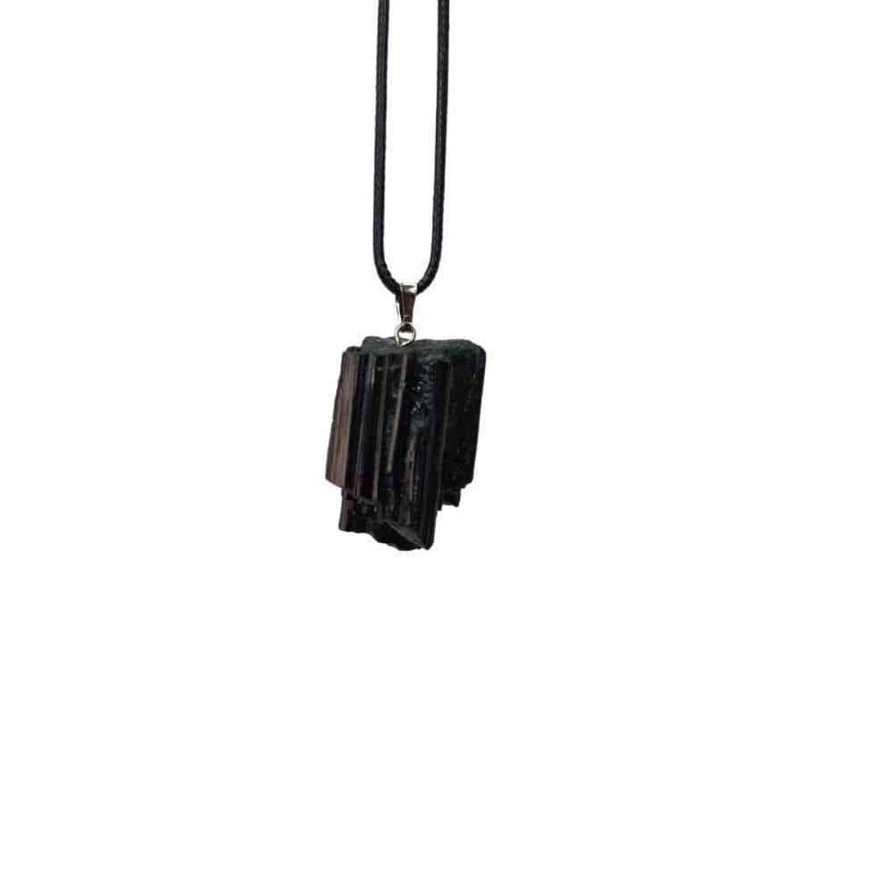 Colar Cordão Com Pingente De Pedra Turmalina Bruta Natural