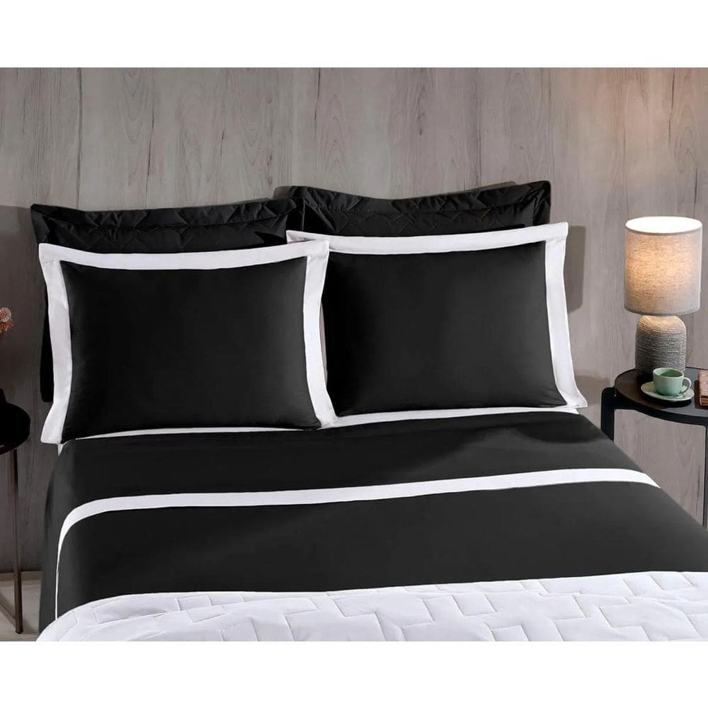 Fronha Reffinata avulsa 230 fios toque acetinado 50x70cm com abas preto e branco