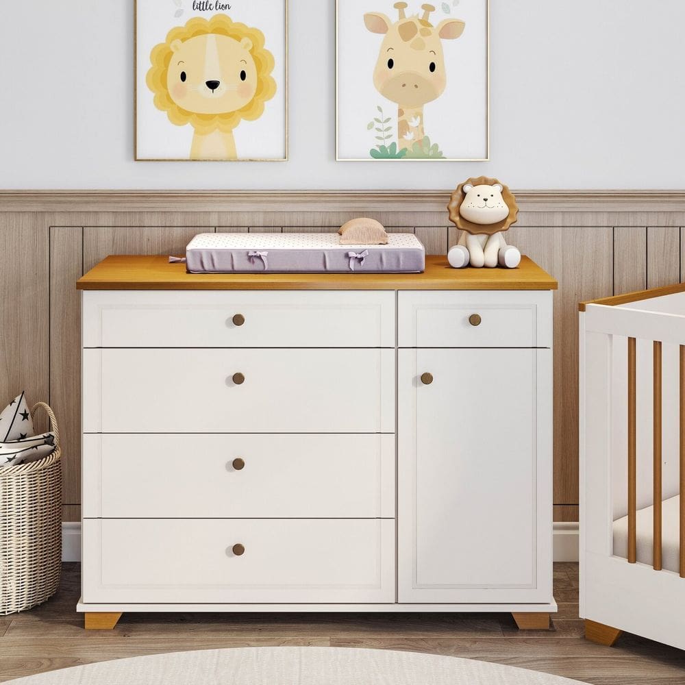 Cômoda 5 Gavetas 1 Porta com Tampo em Madeira Maciça Baby Ananda Casatema Off-white/Mel