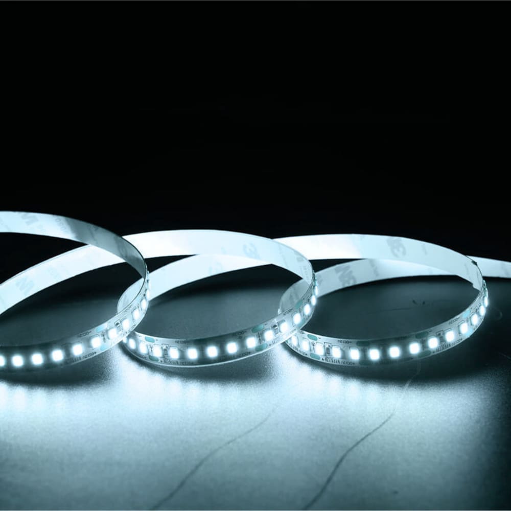 Fita de Led 10W 120 Leds/M 12V Taschibra Com 5 Metros 6500K Frio