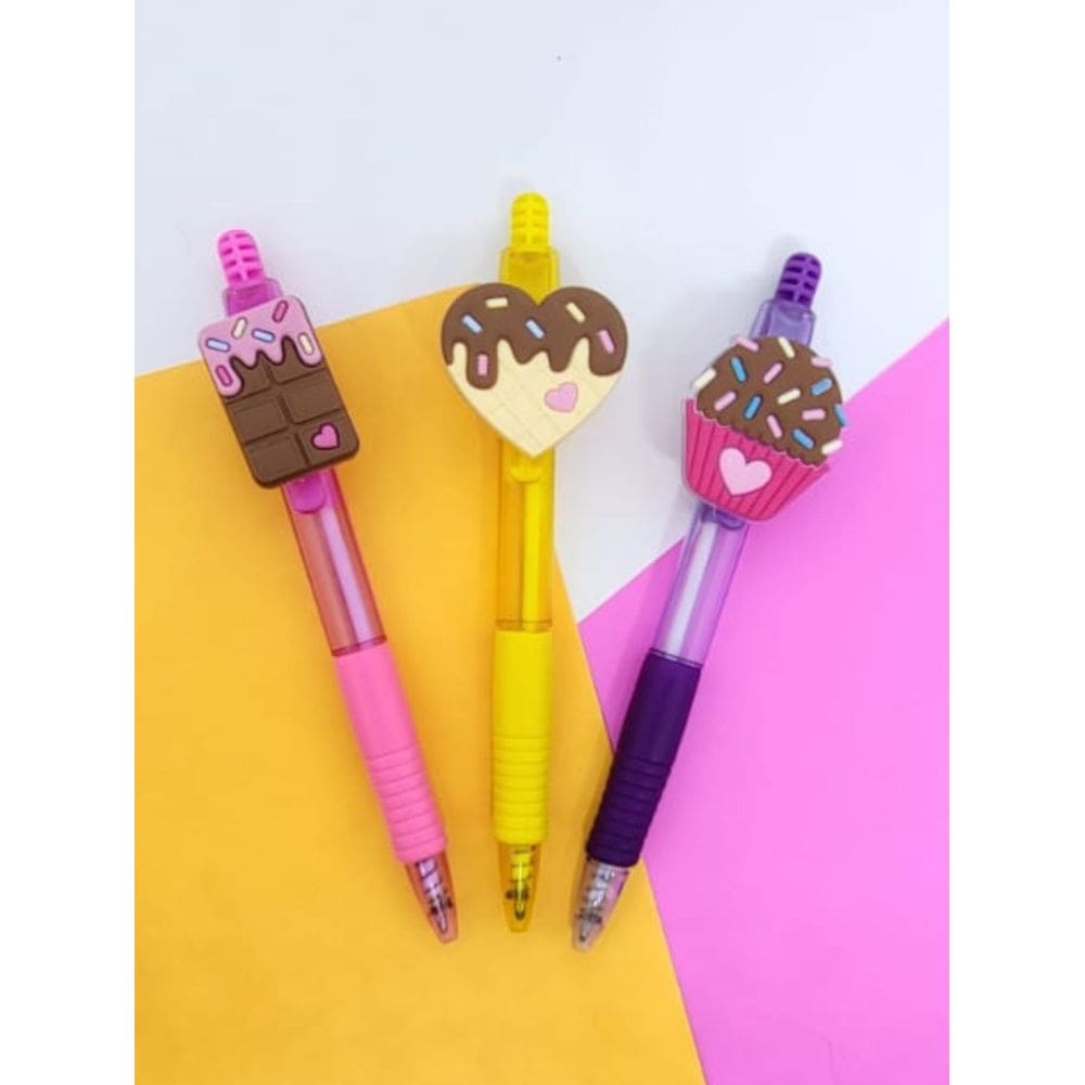 Kit com 03 Canetas Esferográficas com aplique Doces cup cake brigadeiro papelaria material escolar caneta azul lembranci