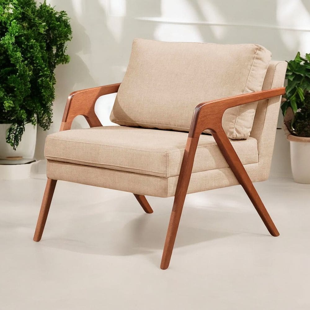 Poltrona Decorativa para Sala ou Quarto Base em Madeira Mona