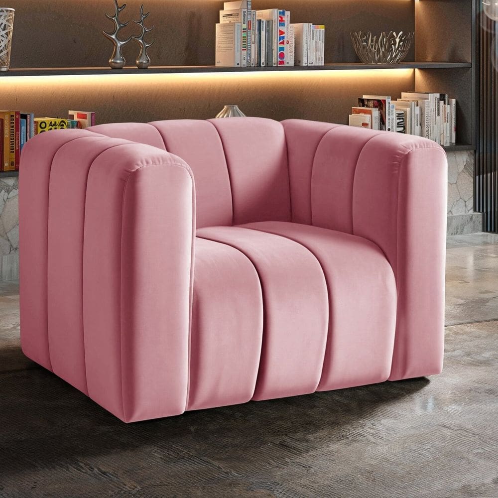 Poltrona Decorativa Retrô Moderna Sala de Estar Mona Rosa