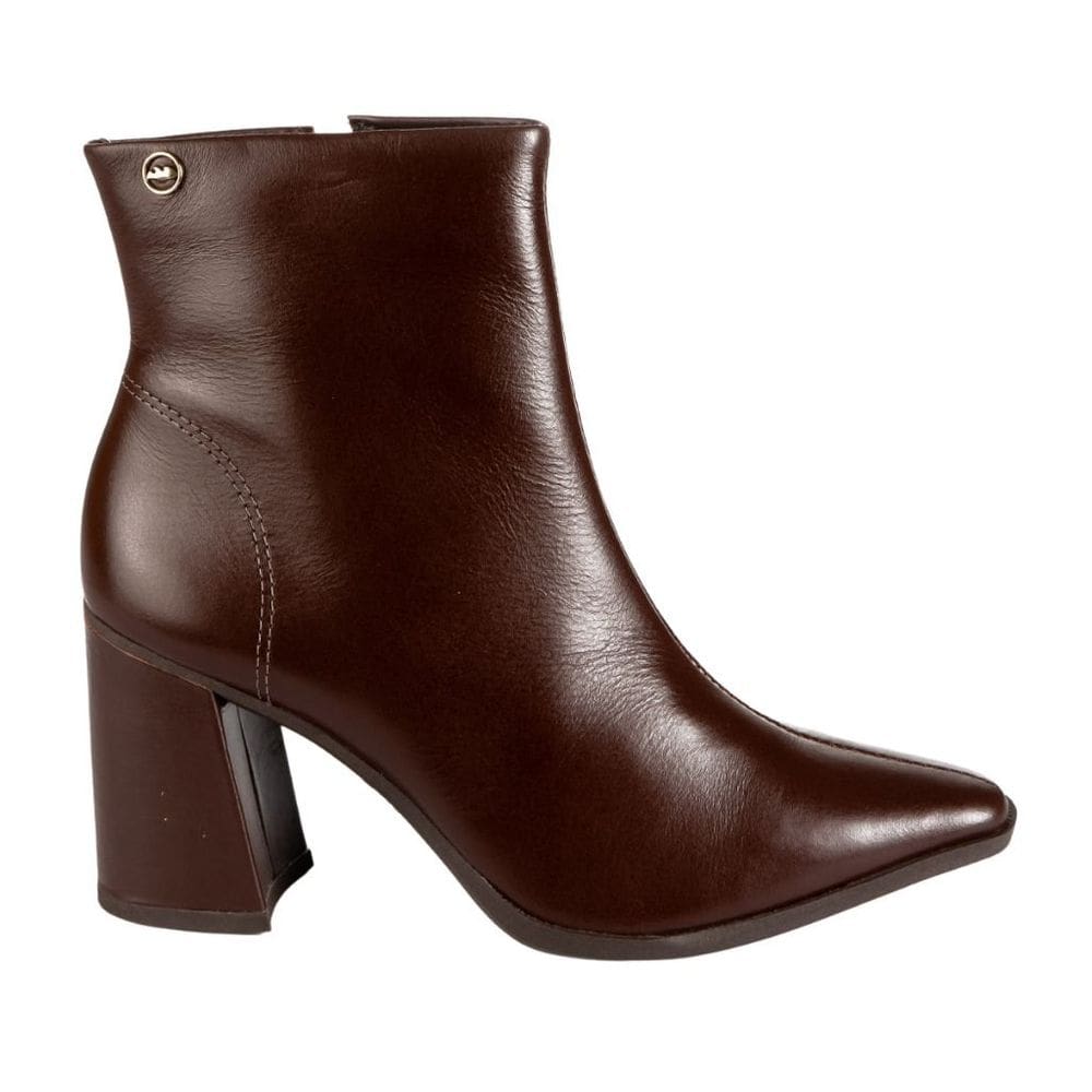 Bota Dakota DO411 Feminino Marrom cano curto salto baixo