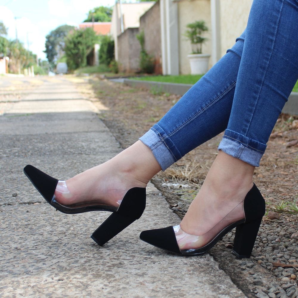 Scarpin Dravanna Salto Alto Bloco Vinil Preto