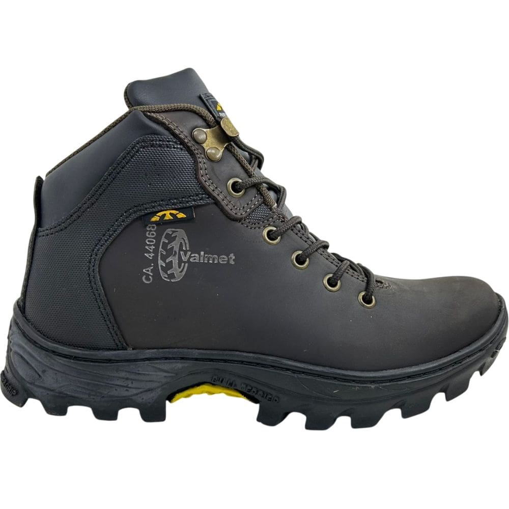 Coturno Masculino Adventure em Couro Passeio Trabalho Trilha Tratorado Bull Terrier Valmet