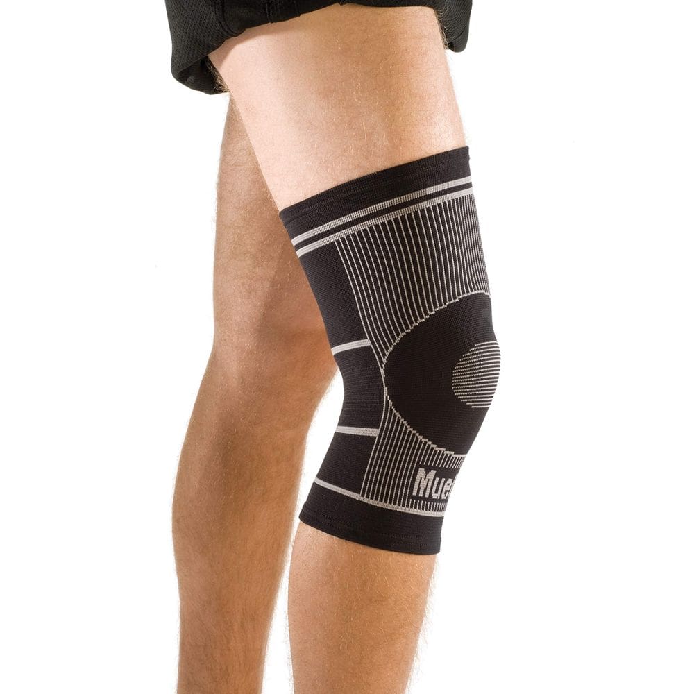 Suporte de joelho MUELLER Sports Medicine 4-Way Stretch Black L/XL