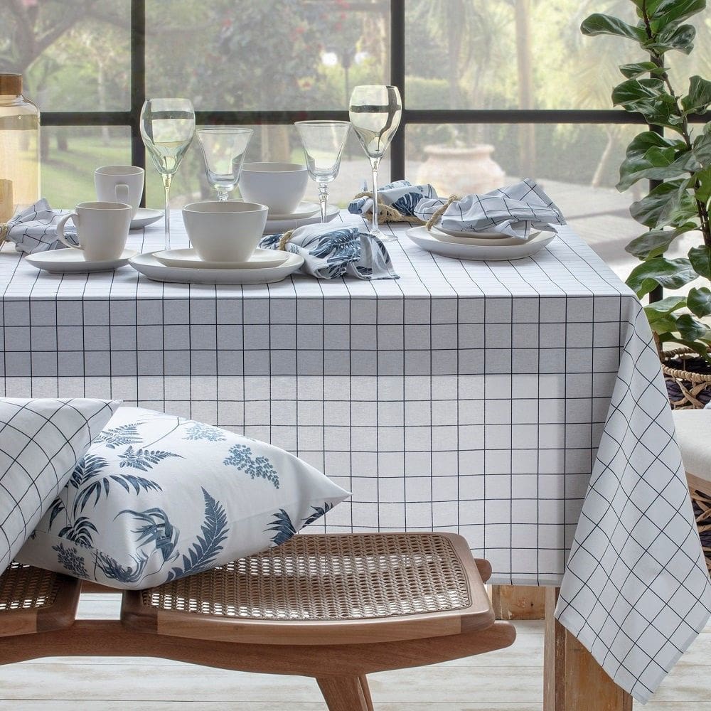 Toalha de Mesa Naturalle Limpeza Prática 1,60x2,40m Grid Marinho