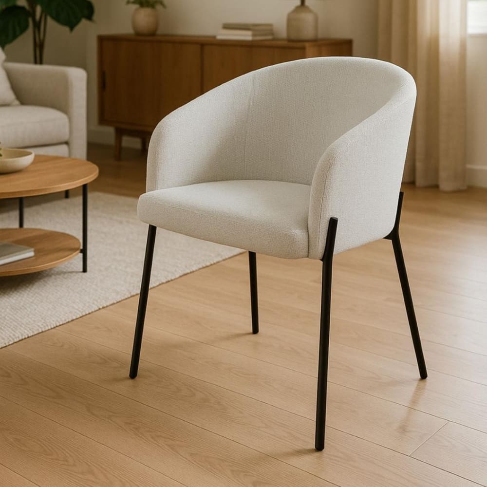 Poltrona Estofada com Base Fixa em Aço Carbono Pintura Epóxi – Laura Exclusiva