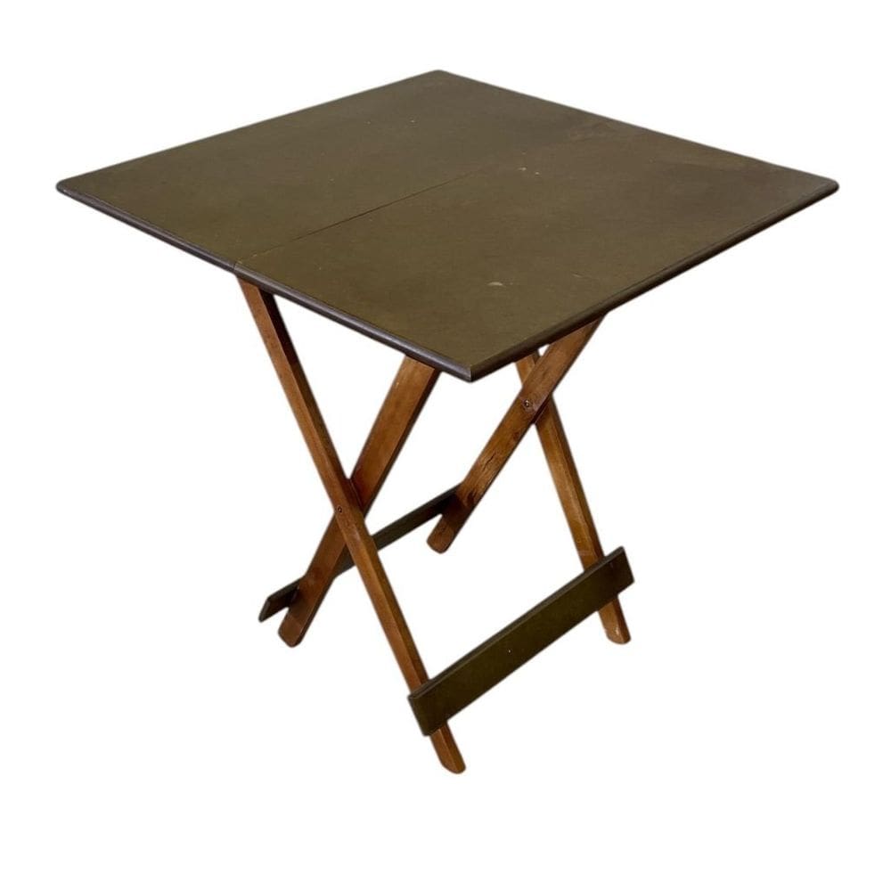Mesa Dobrável com Tampo em MDF