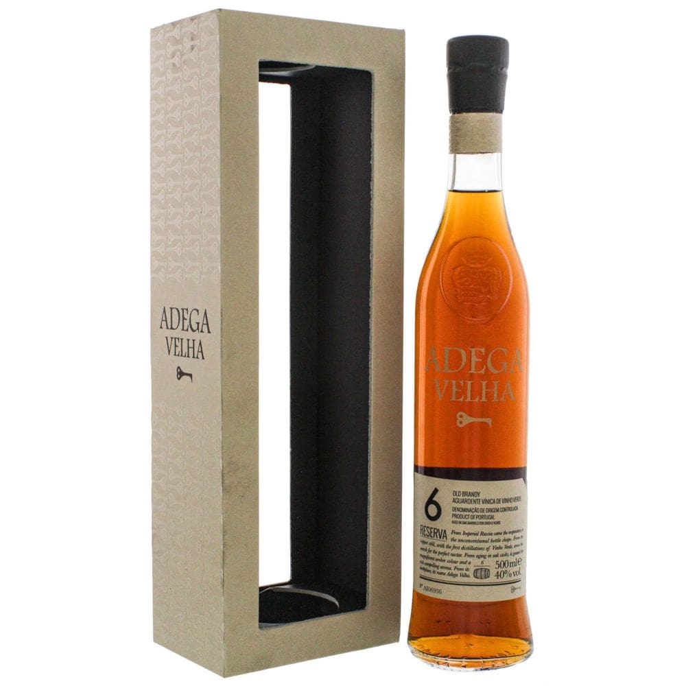 Aguardente Adega Velha 6 anos Reserva 500 ml