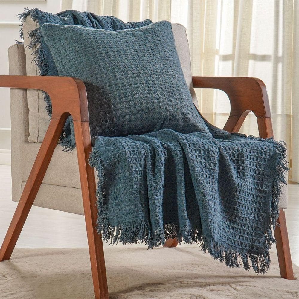 Kit Manta E Capa De Almofada Decorativa Para Sofá Waffle 100% Algodão 120x150cm Azul Cobalt